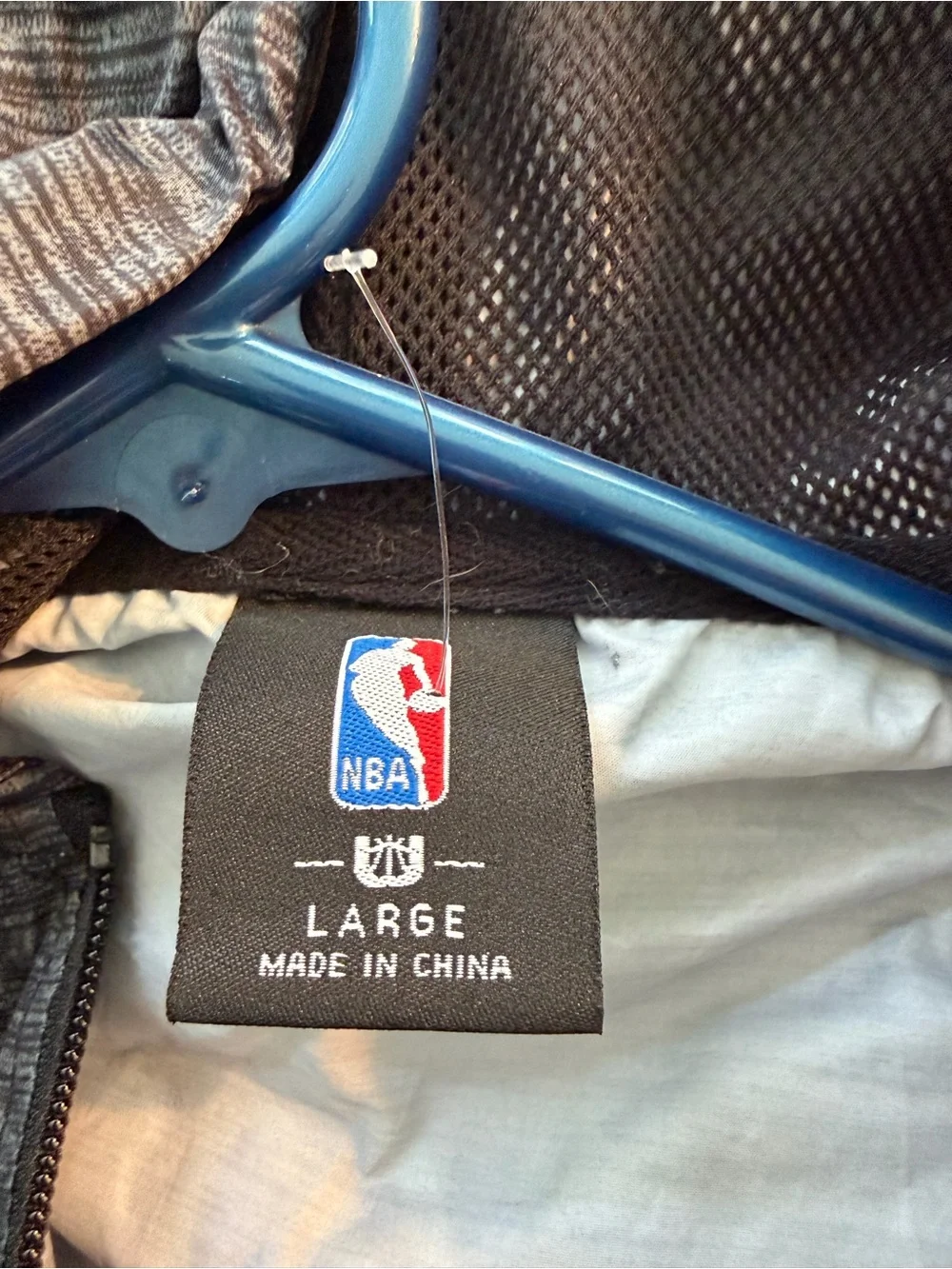 NBA LA Lakers Lightweight Windbreaker Men's Sz Large, Like New Sporty